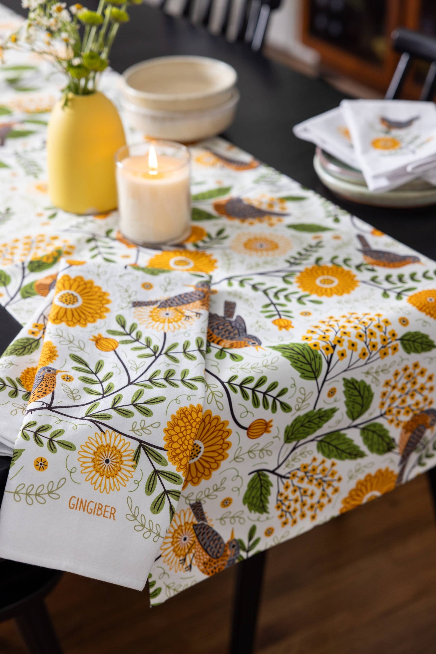 Mums & Robins Table Runner