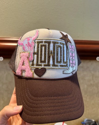 07/16/25 Pop up Trucker Hat Bar with Debbie Staedt (Happy Everything MN)