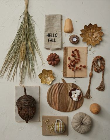 Mango Wood Pumpkin Shaped Cheese/Serving Board, Natural