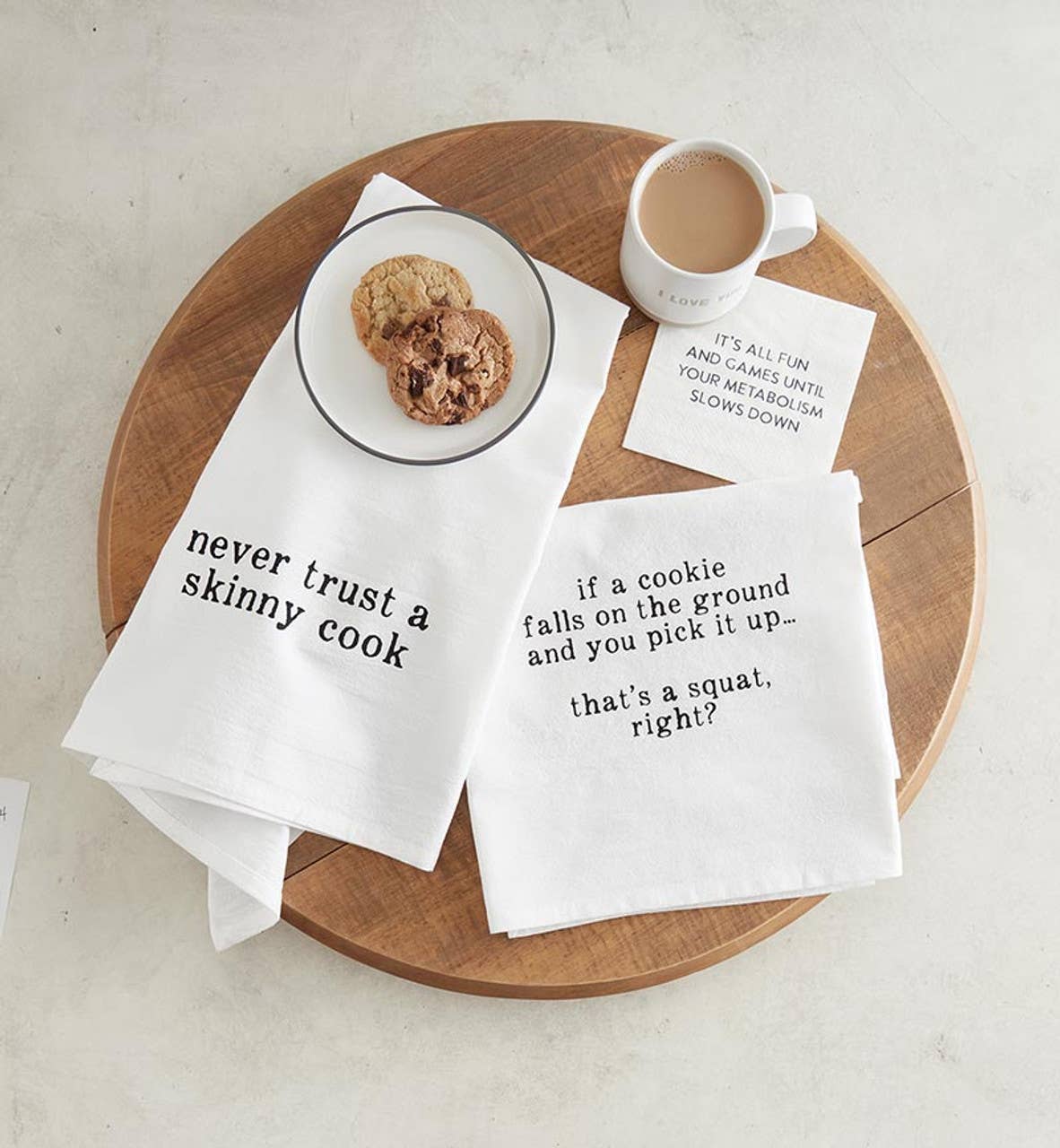 Face to Face Paper Cocktail Napkins - Fun and Games - La Vie Est Belle