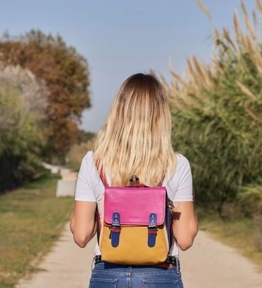 Freya Plain · Backpack - La Vie Est Belle