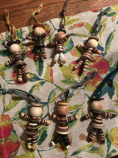 04/30/26 Button People Ornaments with Marlys Day - La Vie Est Belle