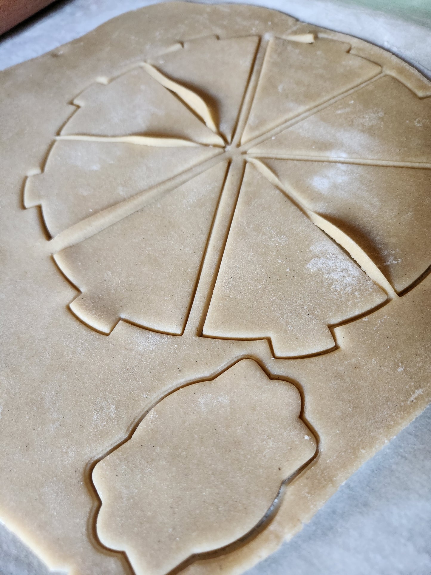 10/01/26 Decorate & Bloom – Flower Themed Cookie Decorating Class