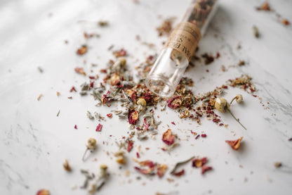 Herbal Facial Steam | Bath Tea with Dried Flowers and Herbs