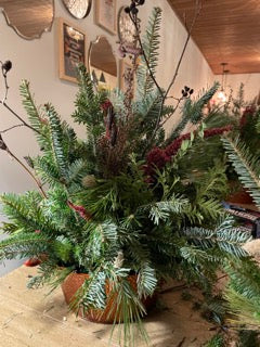 12/03/25 Holiday Snip and Sip with Petal & Stick