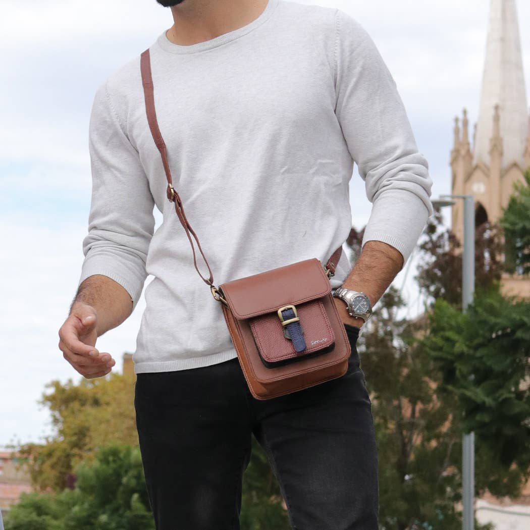 James · Crossbody Bag