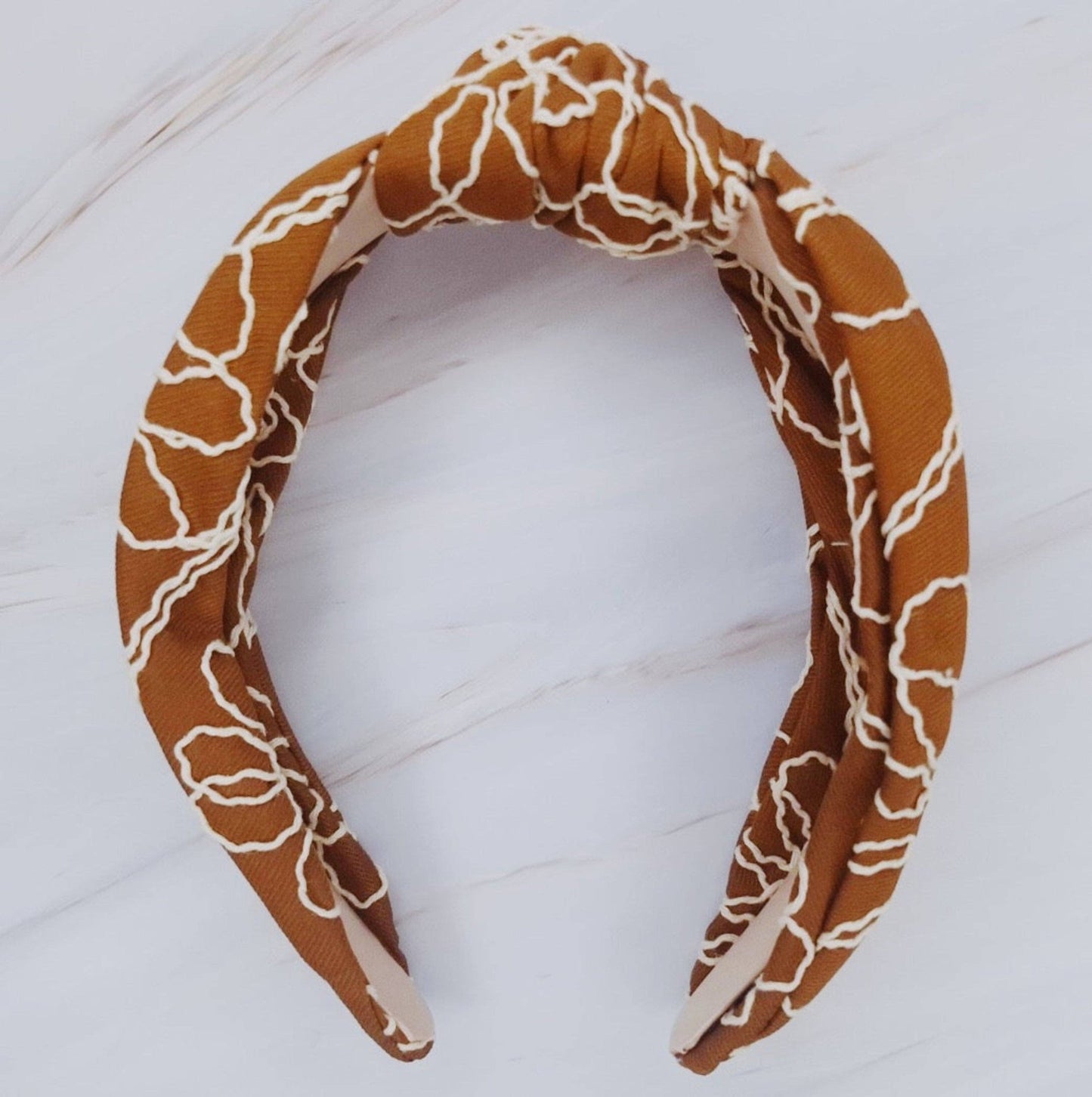 Artful Stitch Knotted Headband - La Vie Est Belle