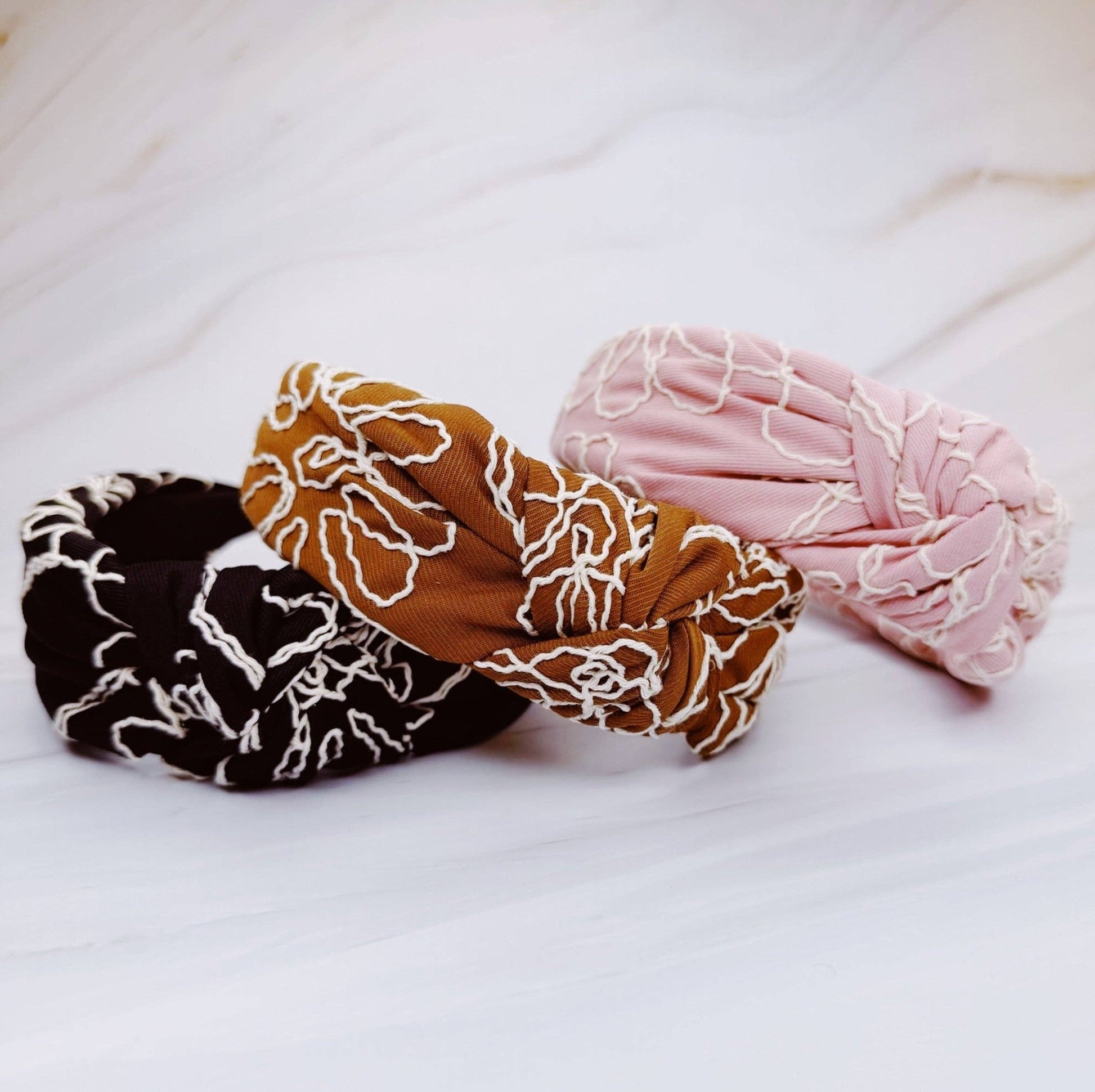 Artful Stitch Knotted Headband - La Vie Est Belle
