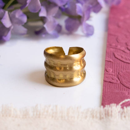 Artifact Ring - Gold - La Vie Est Belle
