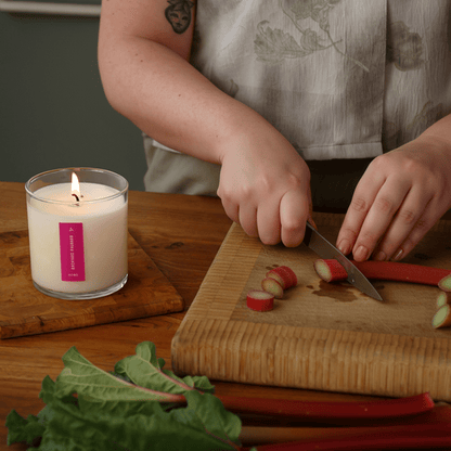 Backyard Rhubarb - Plant the Box Candle - 9oz. - La Vie Est Belle
