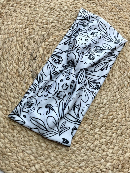 Black and White Peonies Knit Twist Headband - La Vie Est Belle