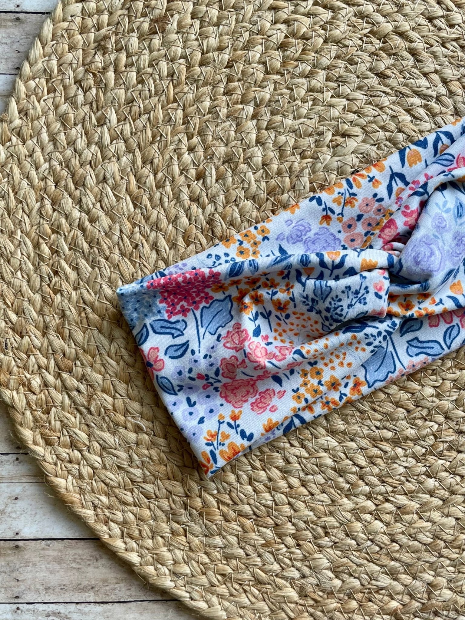 Blooming Meadow Knit Twist Headband - La Vie Est Belle