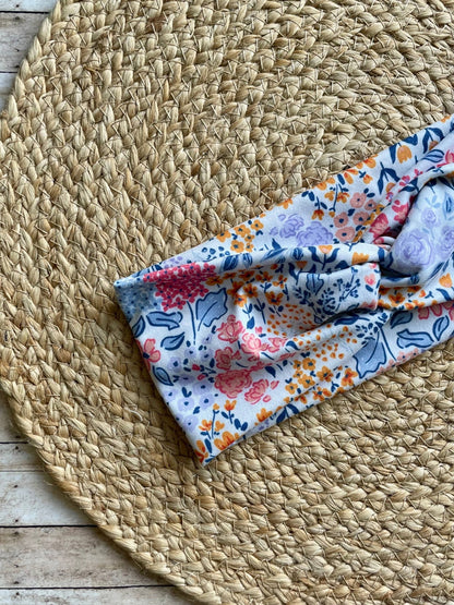 Blooming Meadow Knit Twist Headband - La Vie Est Belle