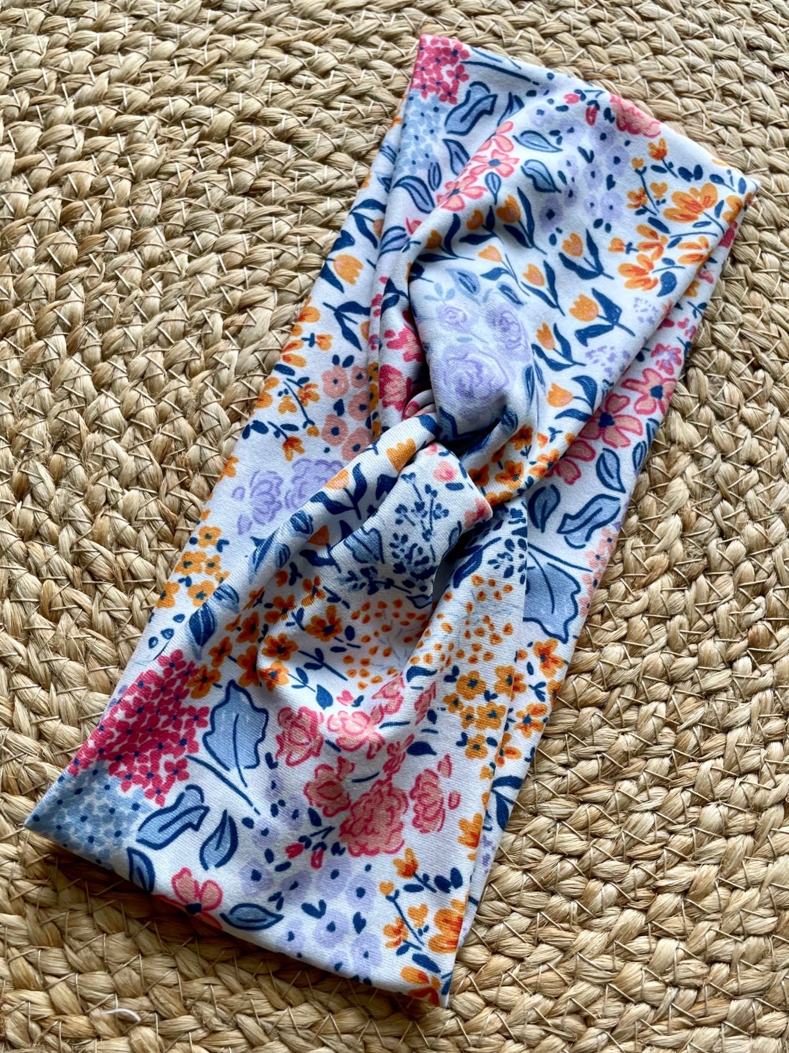 Blooming Meadow Knit Twist Headband - La Vie Est Belle