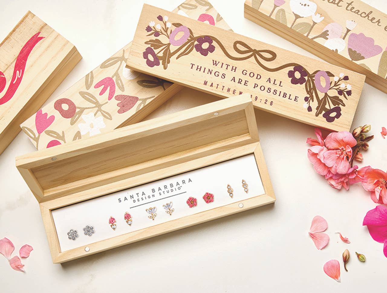 Boxed Earring Set - Teacher - La Vie Est Belle