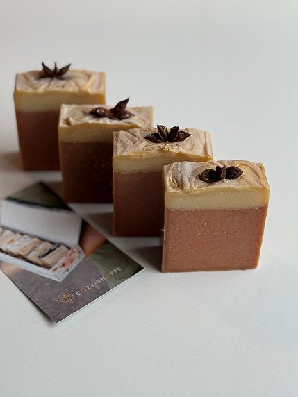 Cashmere Clove Soap - La Vie Est Belle