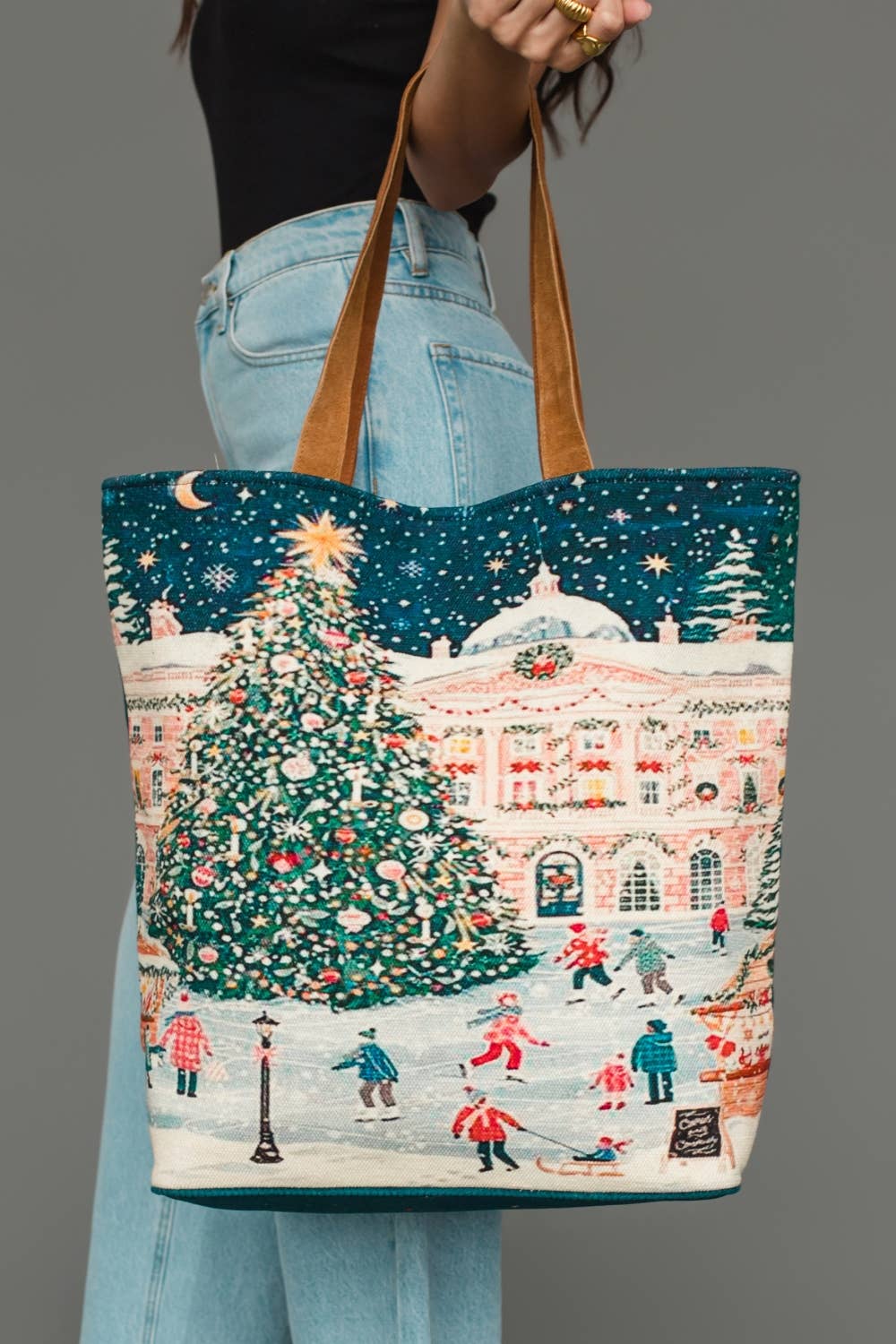 Christmas Town Square Scene Tote - La Vie Est Belle