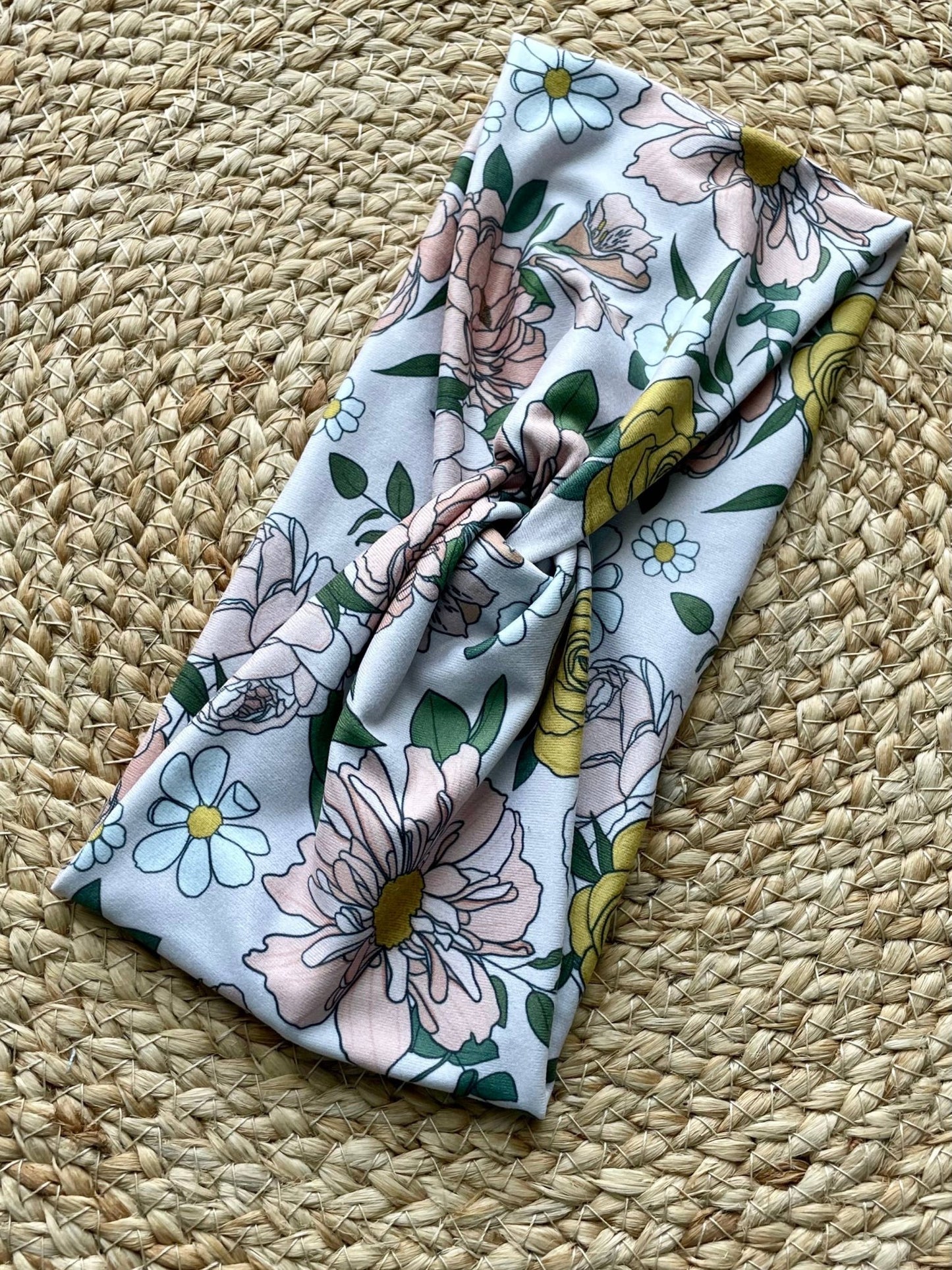 Claire Pink Floral Knit Twist Headband - La Vie Est Belle