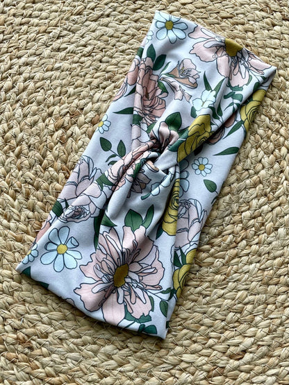 Claire Pink Floral Knit Twist Headband - La Vie Est Belle