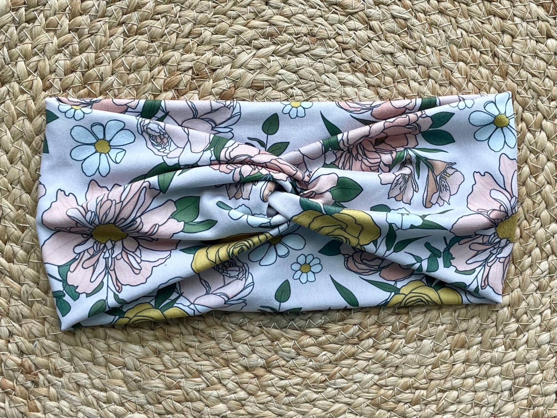 Claire Pink Floral Knit Twist Headband - La Vie Est Belle