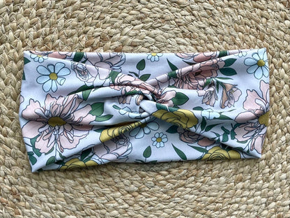 Claire Pink Floral Knit Twist Headband - La Vie Est Belle