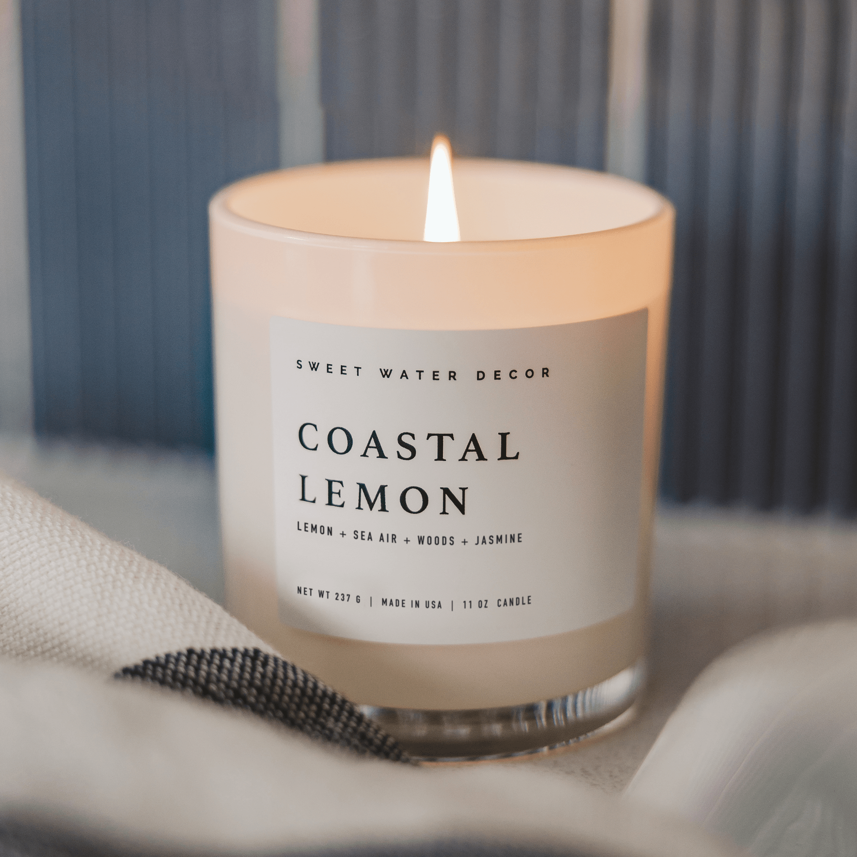 Coastal Lemon 11 oz Soy Candle - La Vie Est Belle