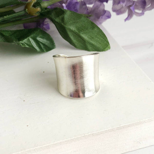 Concave Ring - Silver - La Vie Est Belle