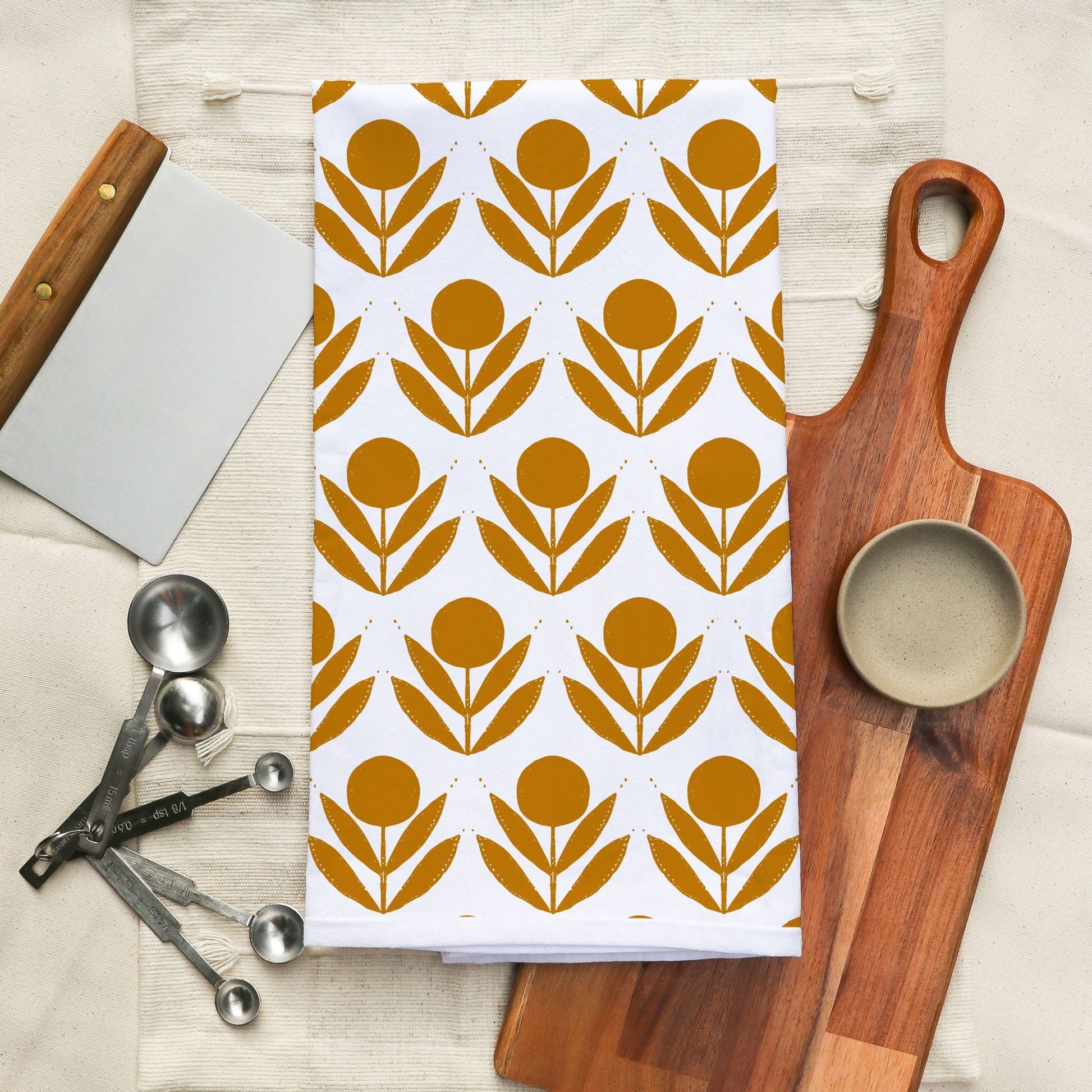 Cotton Tea Towel in Scandinavian Floral, 3 Colors - La Vie Est Belle