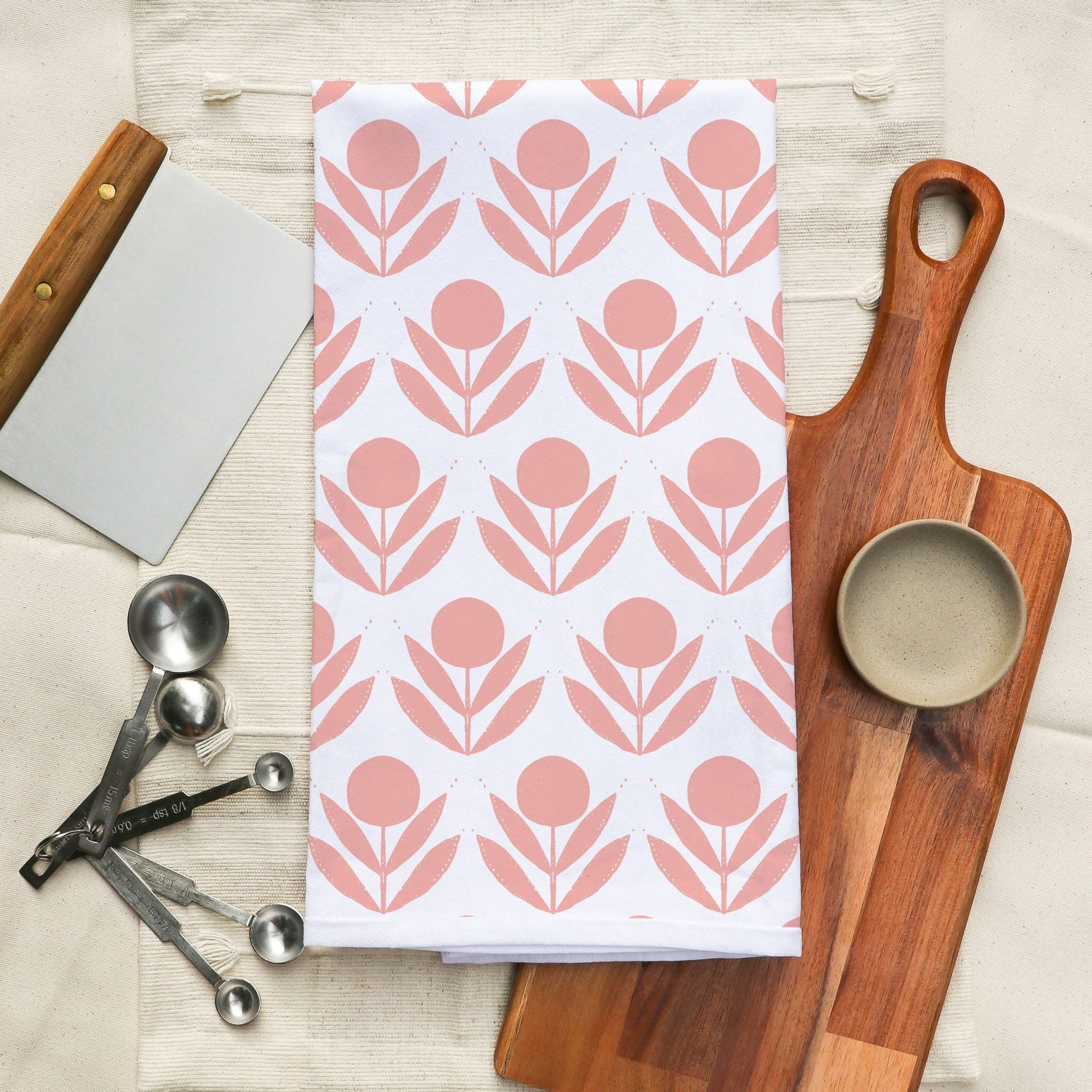 Cotton Tea Towel in Scandinavian Floral, 3 Colors - La Vie Est Belle