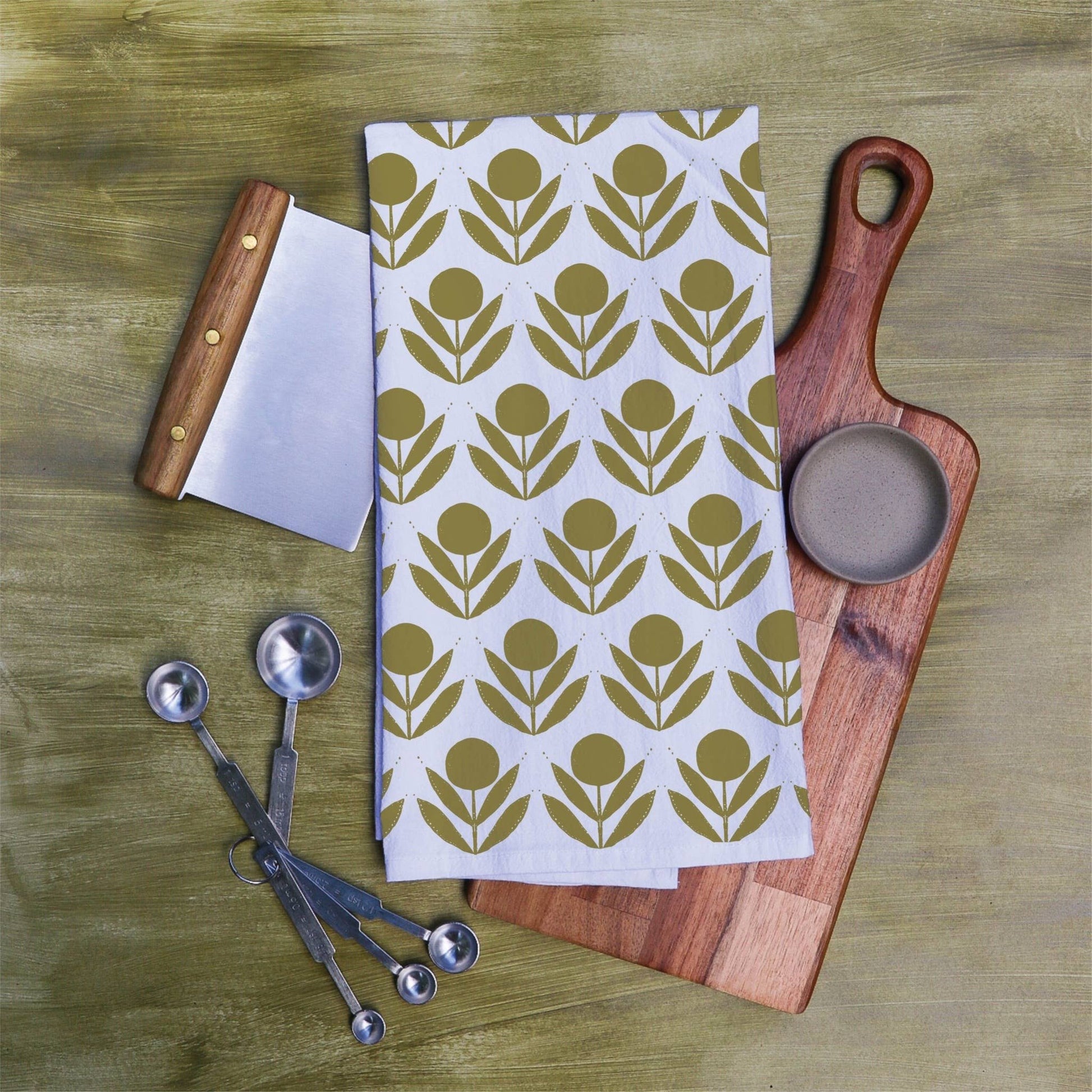 Cotton Tea Towel in Scandinavian Floral, 3 Colors - La Vie Est Belle