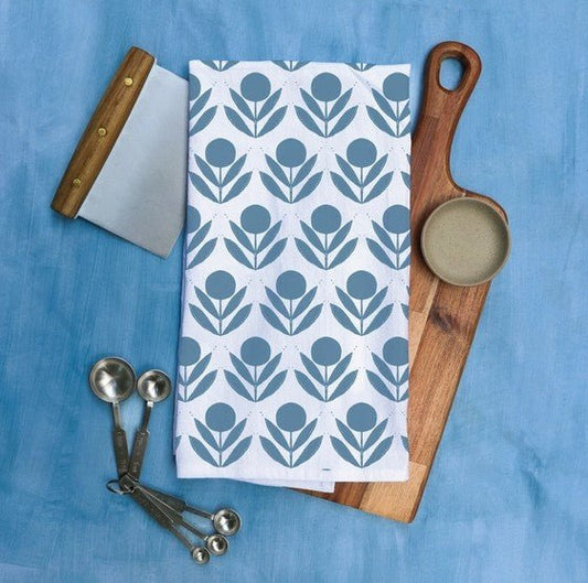 Cotton Tea Towel in Scandinavian Floral, 3 Colors - La Vie Est Belle
