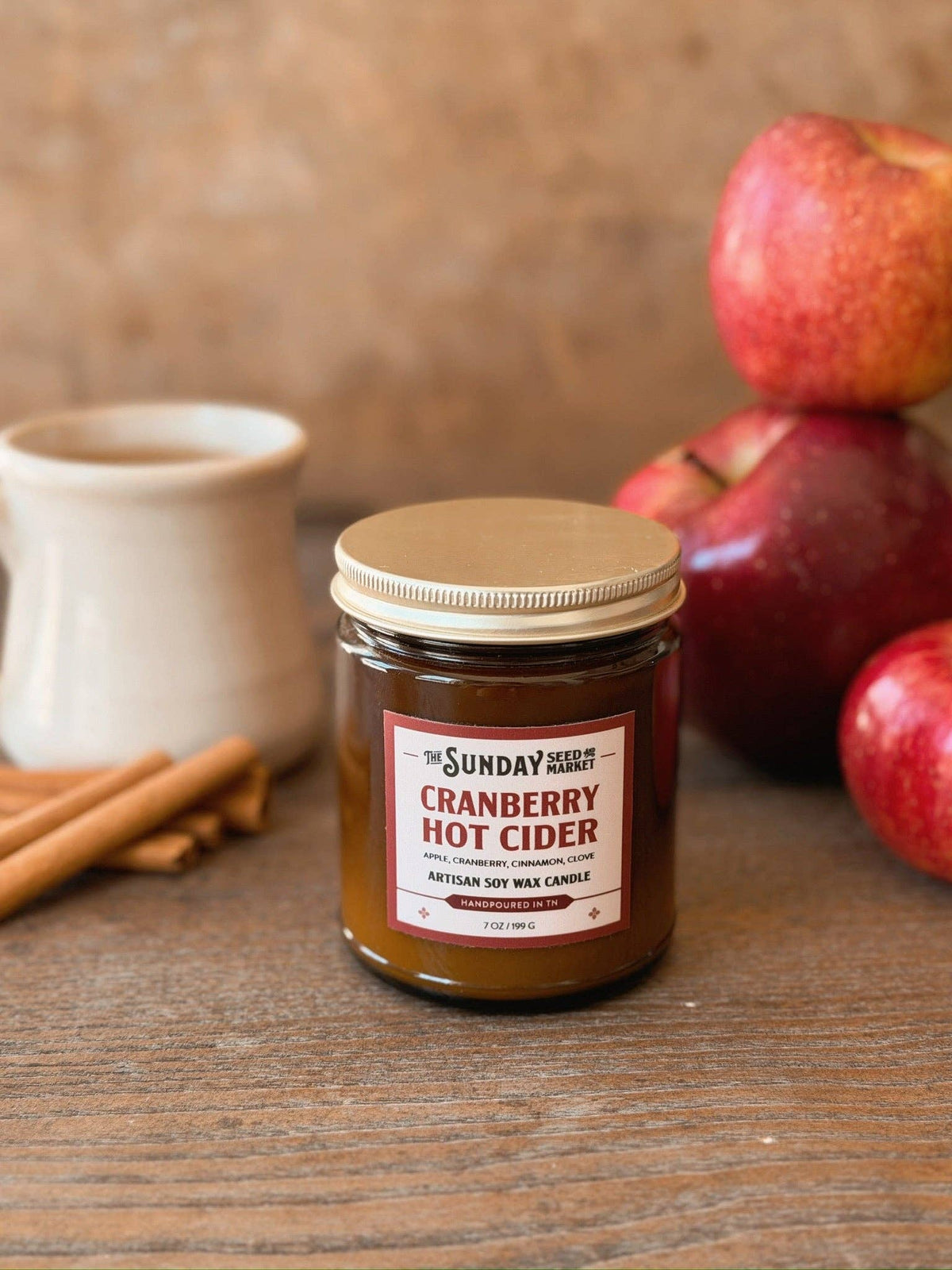 Cranberry Hot Cider Candle - La Vie Est Belle
