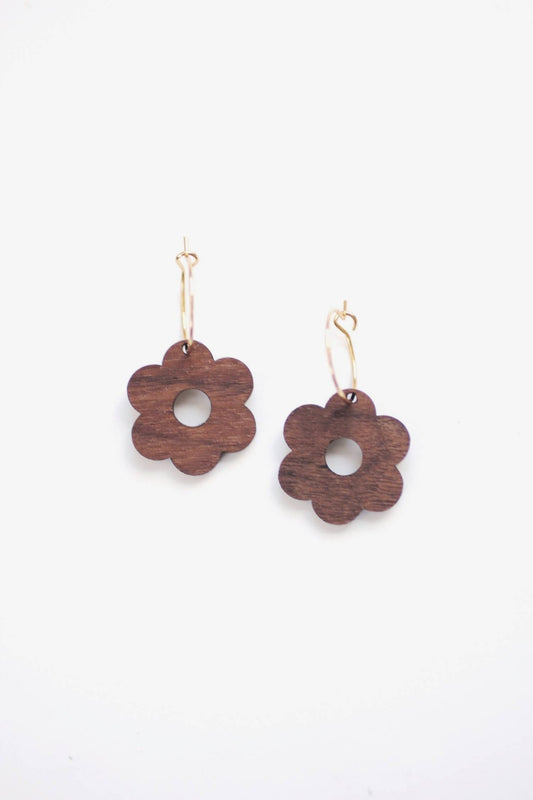 Daisy Flower Wood Earrings - La Vie Est Belle