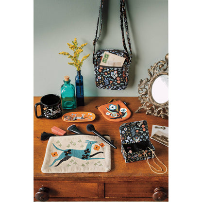 Dogwood Travel Jewelry Case - La Vie Est Belle