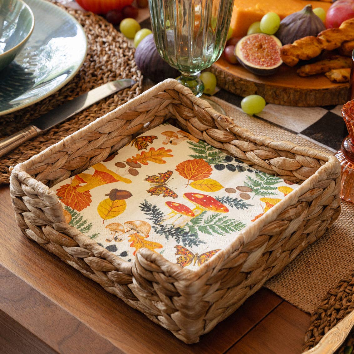 Fall Woodland Paper Napkins - 20 Pack | Fall Decor | - La Vie Est Belle
