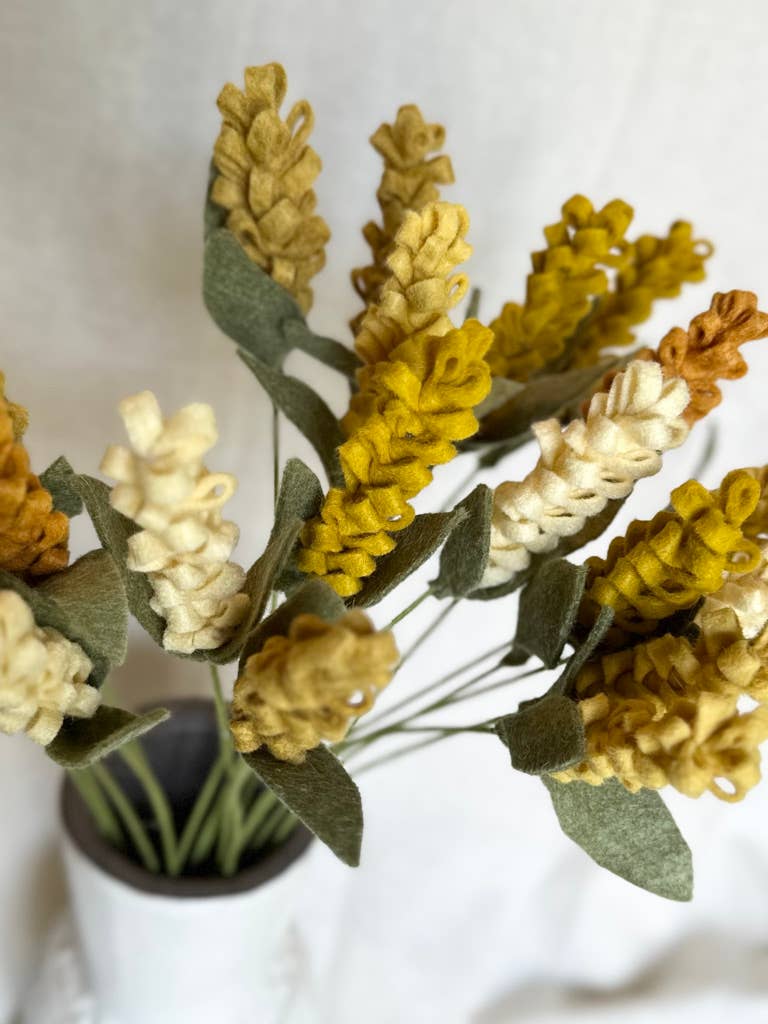 Felt Goldenspike Flower - La Vie Est Belle