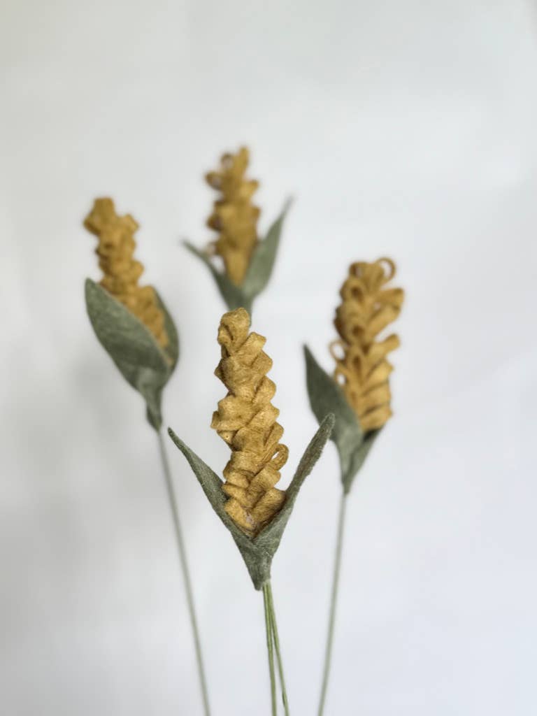 Felt Goldenspike Flower - La Vie Est Belle