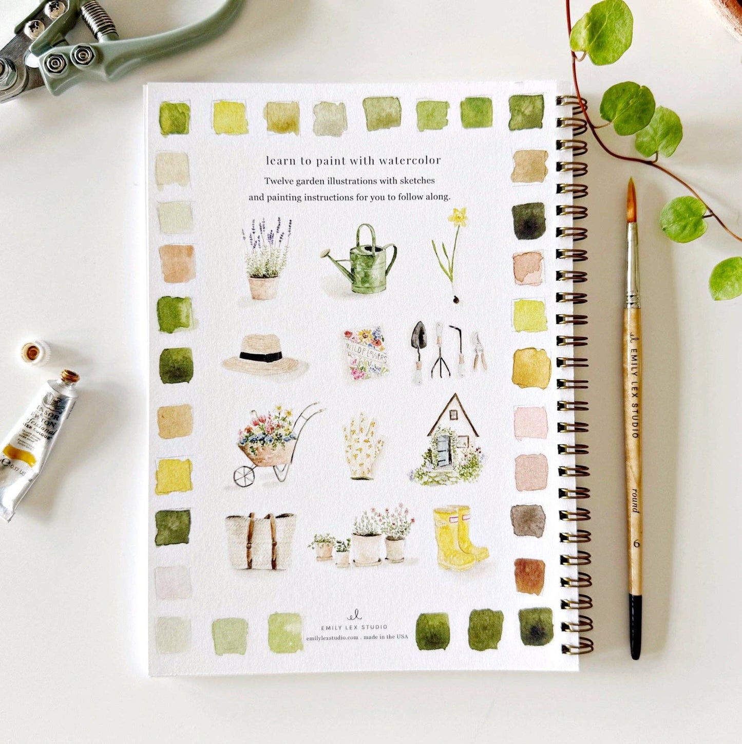 Garden Watercolor Workbook - La Vie Est Belle