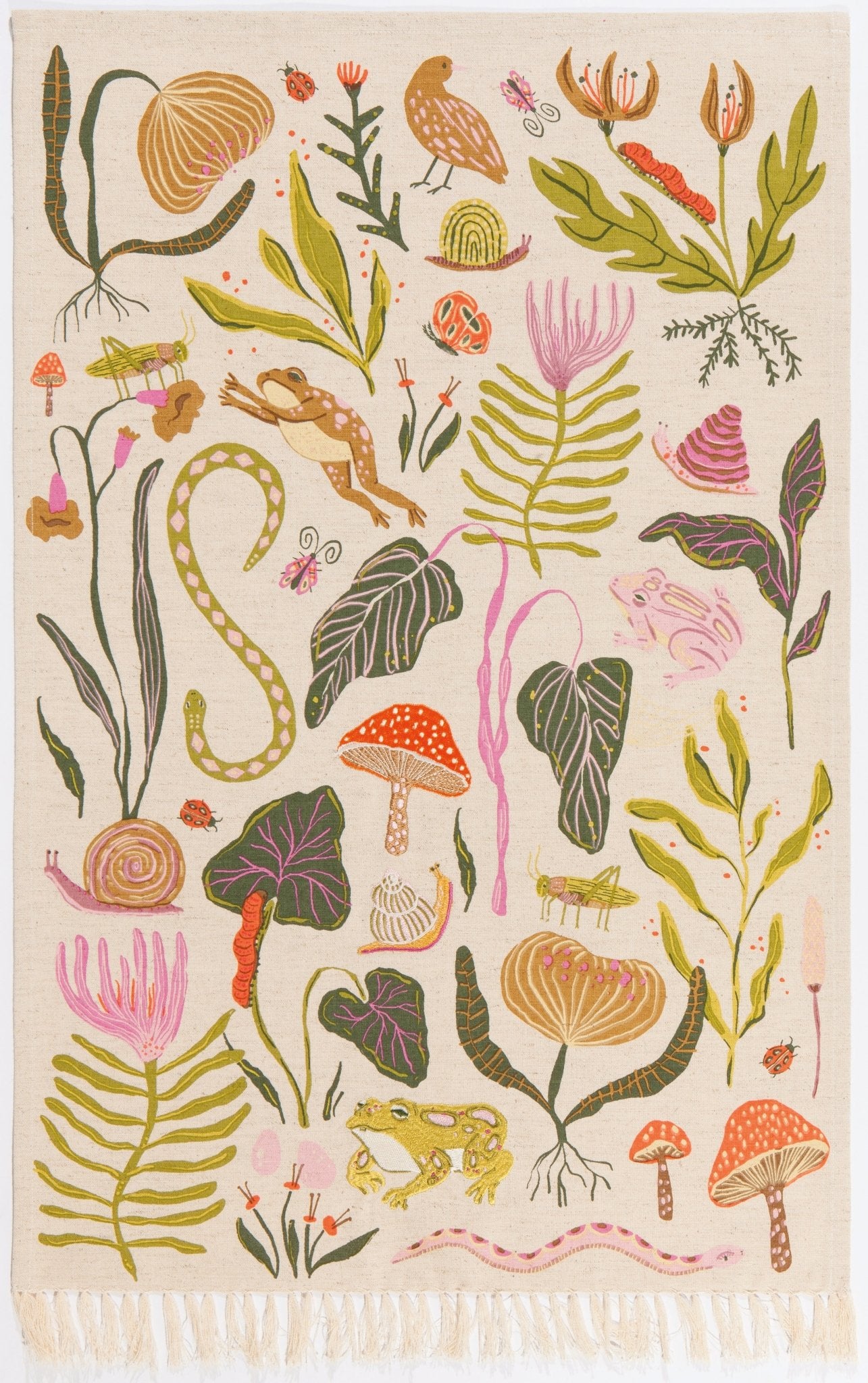 Gardenland Embroidered Dishtowel - La Vie Est Belle