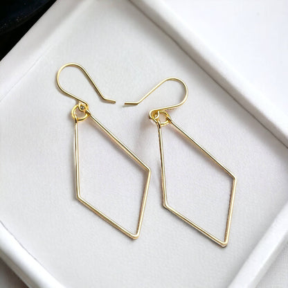 Geometric Dangle Earrings - La Vie Est Belle