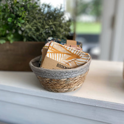 Golden Girl Sunflower Corner Bookmark - La Vie Est Belle
