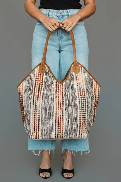Gray & Brown Textured Tote - La Vie Est Belle