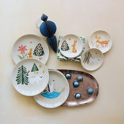 Hand-Painted Stoneware Plate with Wax Relief Animal & Seasonal Botanicals, 4 Styles - La Vie Est Belle