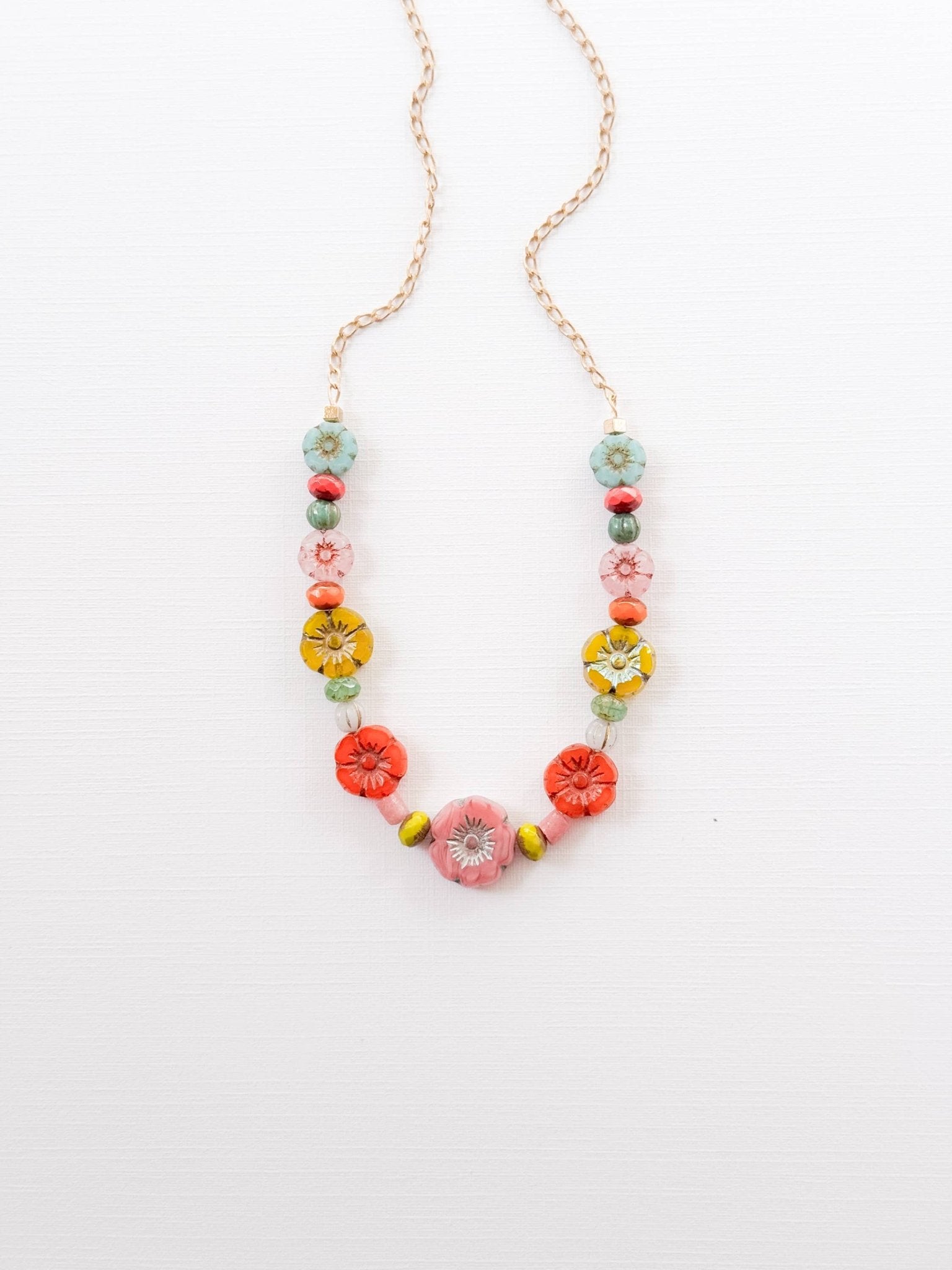 Handmade Dainty Flower Field Necklace For Spring - La Vie Est Belle