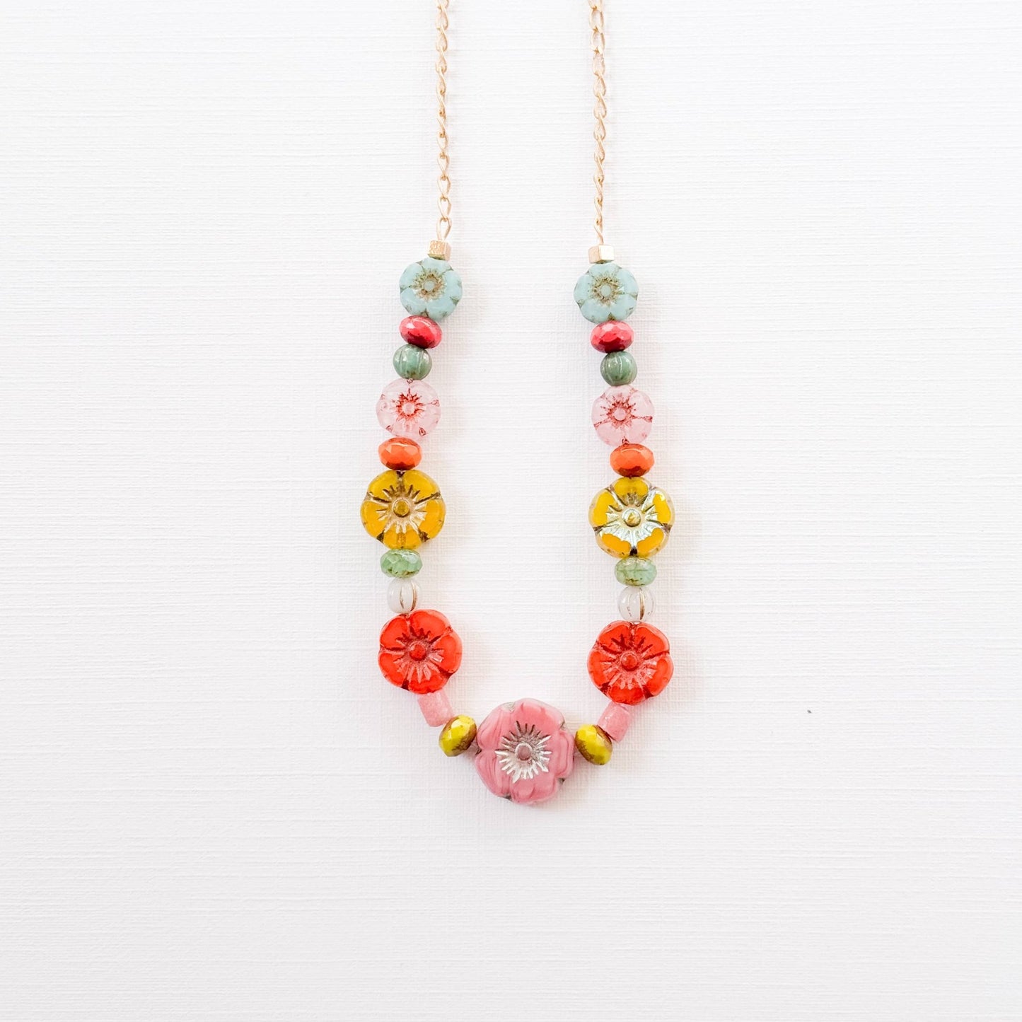 Handmade Dainty Flower Field Necklace For Spring - La Vie Est Belle