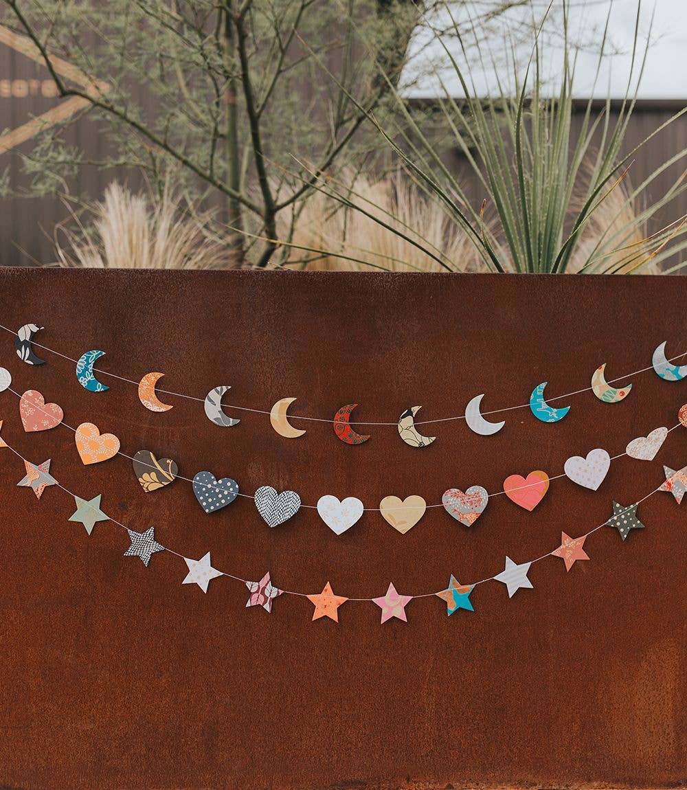 Hearts Recycled Paper Garland - La Vie Est Belle