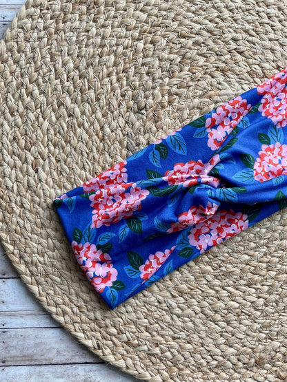 Hydrangea Blossom Blue Knit Twist Headband - La Vie Est Belle