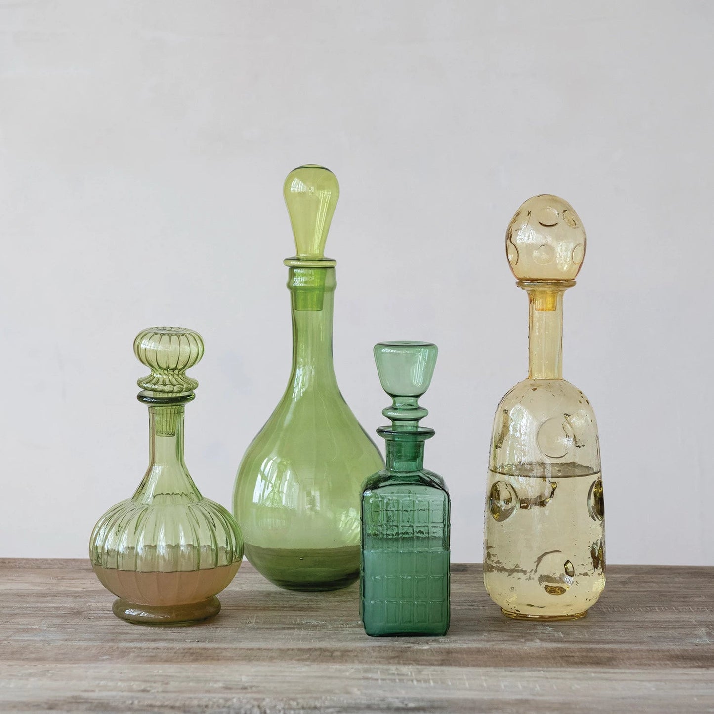 <In Store Purchase Only> 40 oz. Glass Ribbed Decanter with Stopper, Green - La Vie Est Belle