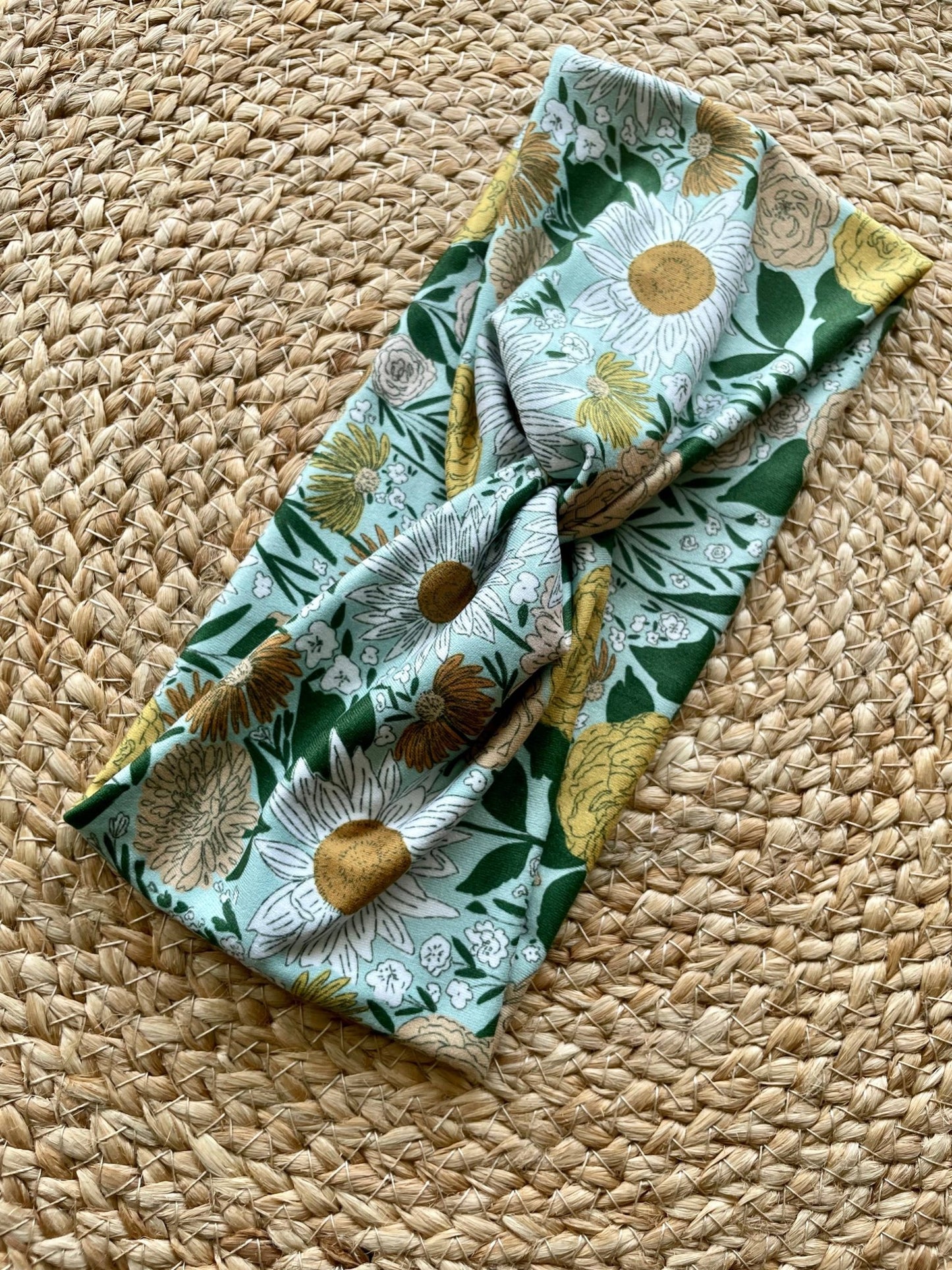 Juliet Floral Knit Twist Headband - La Vie Est Belle