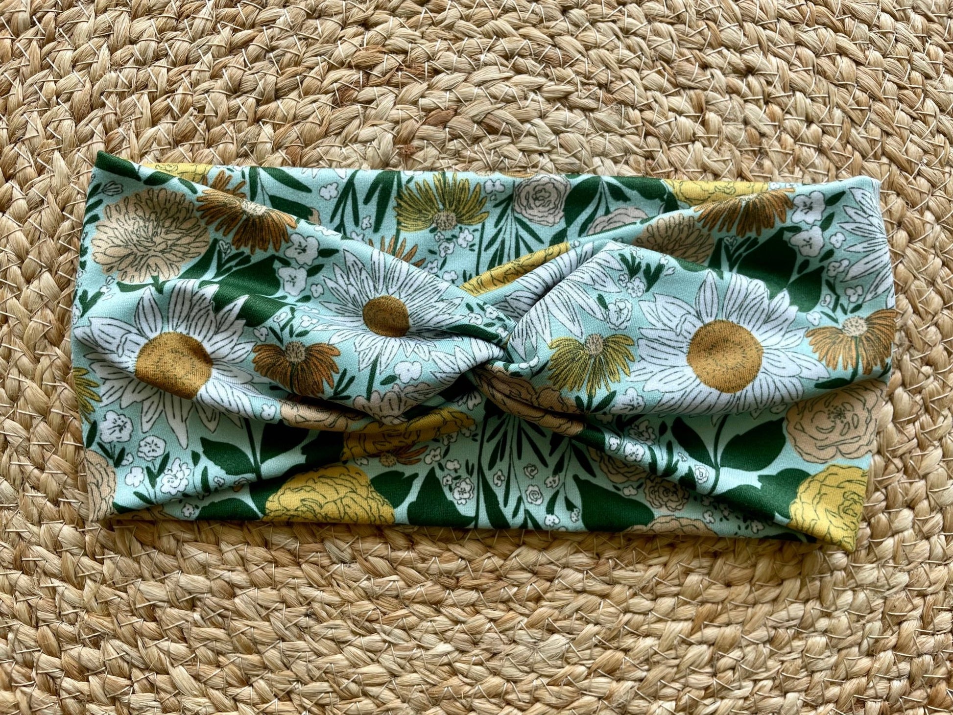 Juliet Floral Knit Twist Headband - La Vie Est Belle